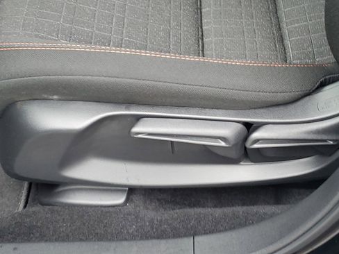 Used 2025 Honda HR-V Sport image 26