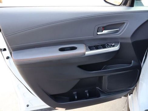 Used 2023 Toyota Sienna XSE w/ XSE Plus Package FWD image 21