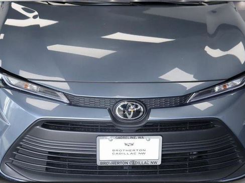 Used 2025 Toyota Corolla LE image 10