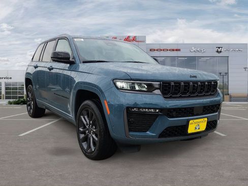 New 2026 Jeep Grand Cherokee Limited AWD/4WD image 7