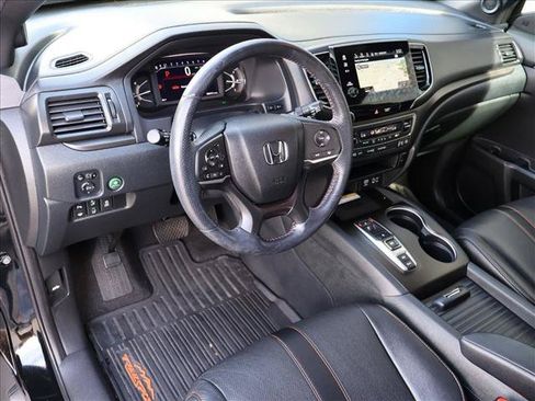 Used 2023 Honda Passport TrailSport image 11