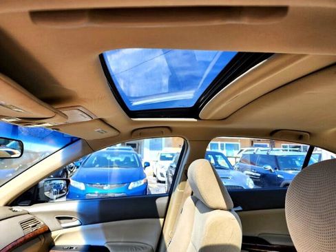 Used 2010 Honda Accord EX image 11