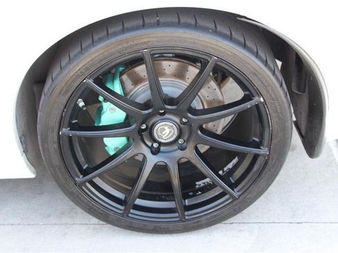 Used 2013 Chevrolet Corvette 427 w/ 1SC Preferred Equipment Group RWD image 41
