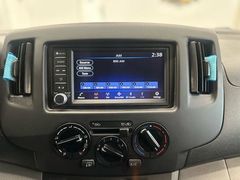 Used 2020 Nissan NV200 SV image 18