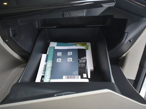 Used 2017 Ford Escape Titanium image 48