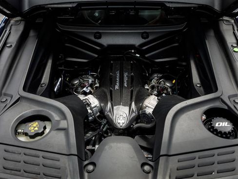 Used 2023 Maserati MC20 Coupe RWD image 15