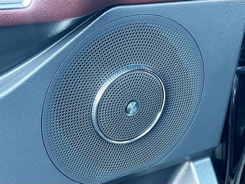 Used 2024 Ford Expedition Max Limited image 19