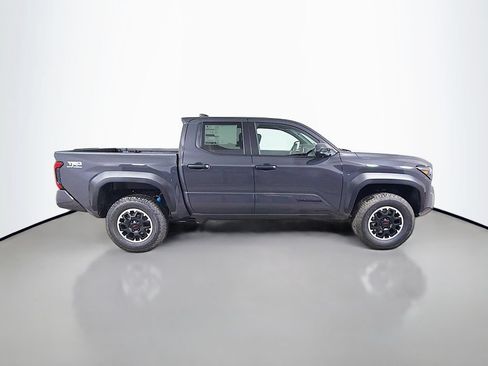 New 2026 Toyota Tacoma TRD Off-Road AWD/4WD image 4