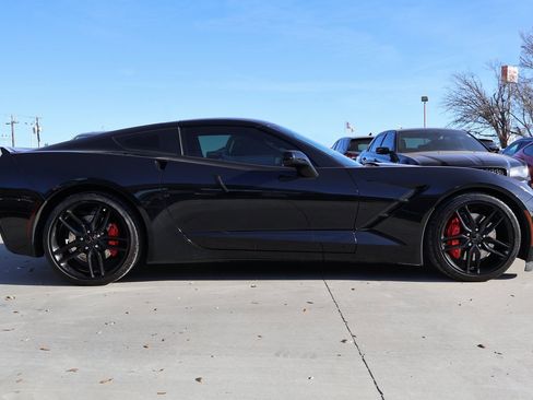 Used 2016 Chevrolet Corvette Stingray Coupe w/ 2LT Preferred Equipment Group image 5