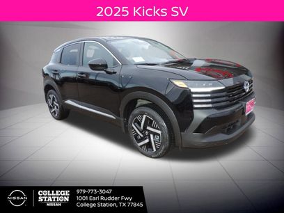 New 2025 Nissan Kicks SV