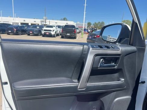 Used 2021 Toyota 4Runner SR5 image 14