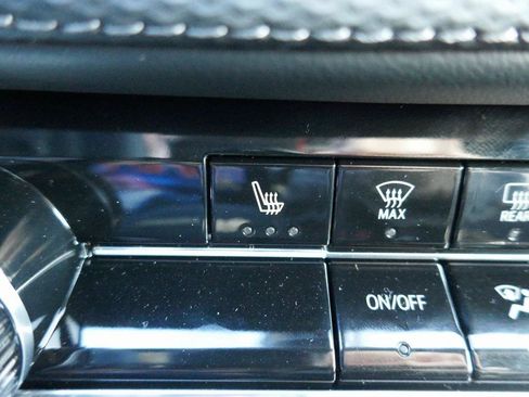 New 2026 Chevrolet Equinox LT image 17