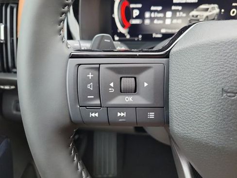 New 2026 Nissan Pathfinder Platinum AWD/4WD image 25