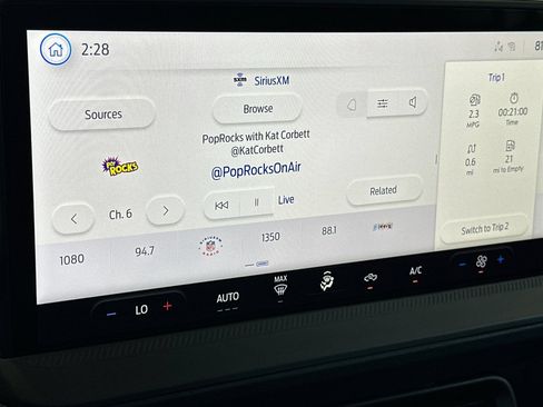 New 2025 Ford Maverick Lobo AWD/4WD image 16