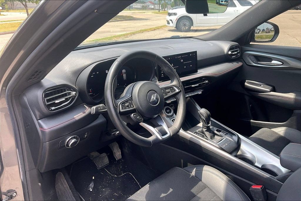 Used 2023 Dodge Hornet GT w/ Cold Weather Group AWD/4WD image 12