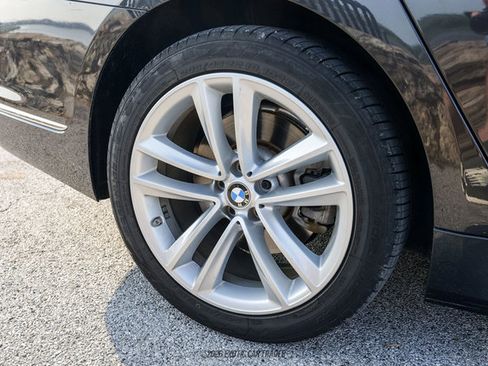 Used 2019 BMW 750i xDrive w/ Executive Package AWD/4WD image 94
