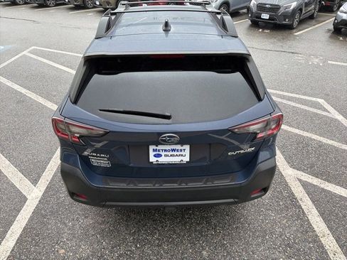 Used 2023 Subaru Outback Premium image 7