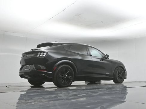 Certified 2025 Ford Mustang Mach-E GT AWD/4WD image 46