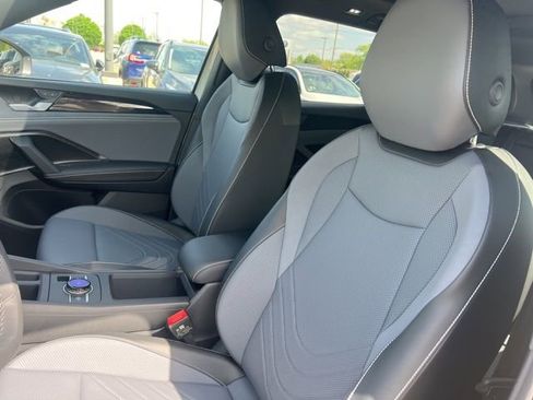 New 2026 Volkswagen Tiguan SE R-Line AWD/4WD image 7