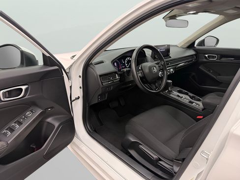 Used 2022 Honda Civic EX image 9