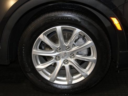 Certified 2022 Cadillac XT4 Luxury w/ Cold Weather Package image 29