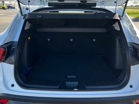 New 2025 Chevrolet Trax LT w/ LT Convenience Package image 15