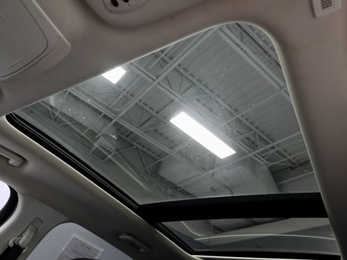 Certified 2024 Ford Edge SEL w/ Convenience Package AWD/4WD image 33