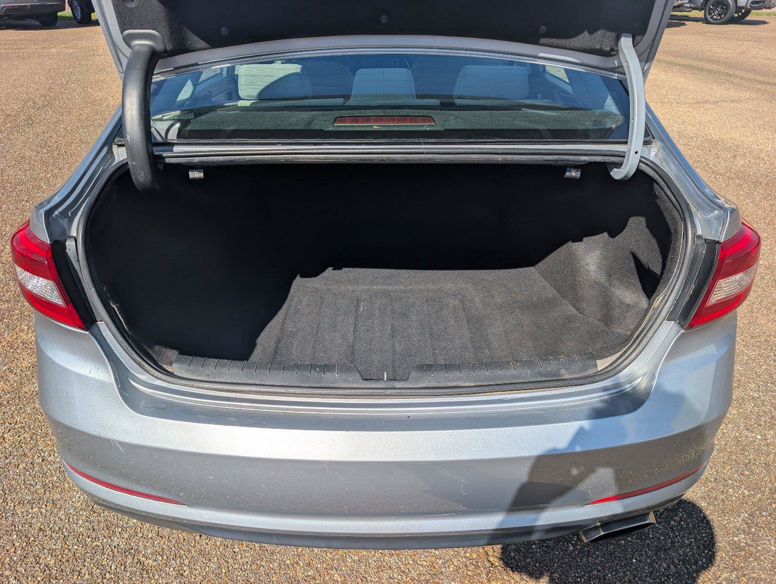 Used 2016 Hyundai Sonata SE FWD image 32