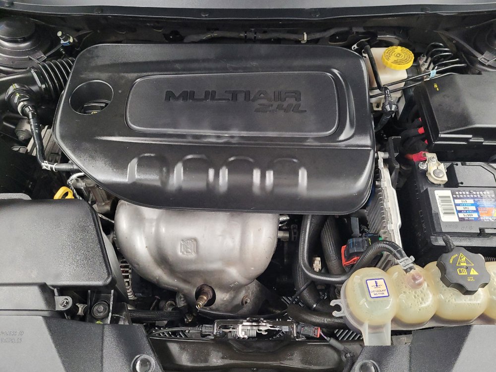 Used 2020 Jeep Cherokee Latitude Plus FWD image 30