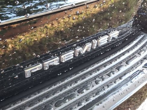 Used 2026 Chevrolet Suburban Premier w/ Sun And Tow Package RWD image 10