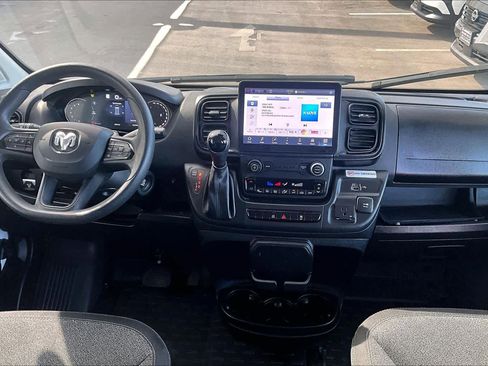 Used 2024 RAM ProMaster 2500 w/ Premium Convenience Group image 15