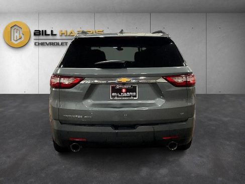 Used 2020 Chevrolet Traverse LT image 12