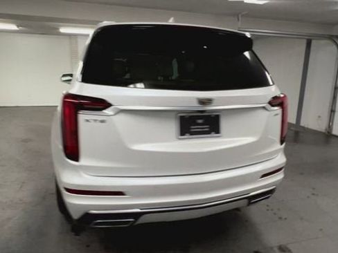Certified 2020 Cadillac XT6 Premium Luxury FWD image 7