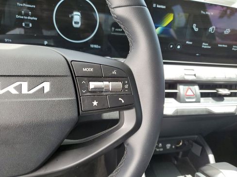 Certified 2025 Kia K4 EX FWD image 23