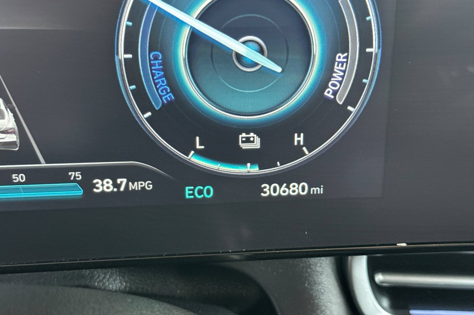 Used 2024 Hyundai Elantra Blue FWD image 20