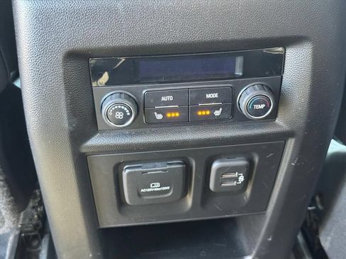Used 2020 Chevrolet Traverse Premier w/ LPO, Floor Liner Package FWD image 13
