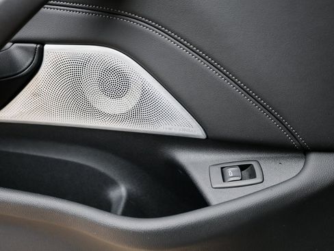 Used 2022 BMW M550i xDrive w/ Executive Package image 22