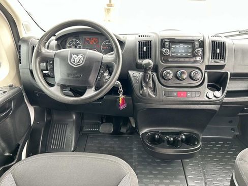 Used 2014 RAM ProMaster 2500 w/ Interior Convenience Group image 18