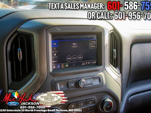 Used 2024 Chevrolet Silverado 1500 Custom Trail Boss image 14