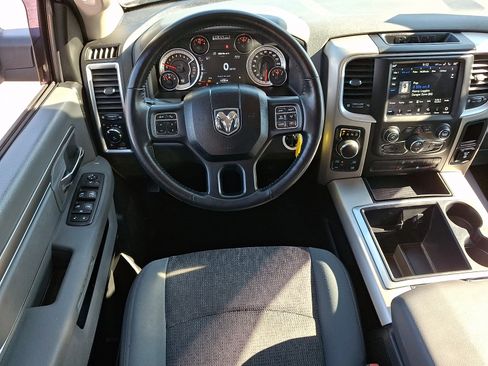Used 2019 RAM 1500 Big Horn AWD/4WD image 11