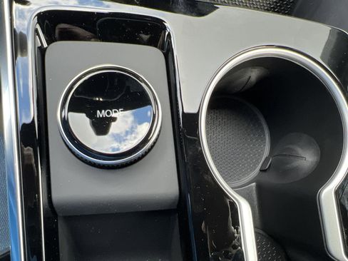 New 2026 Chevrolet Equinox LT image 26