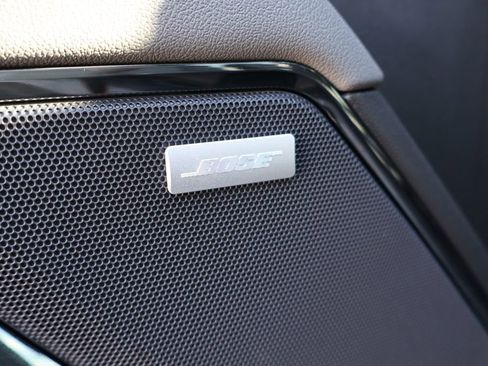 Used 2025 Chevrolet Silverado 1500 ZR2 w/ Technology Package image 15