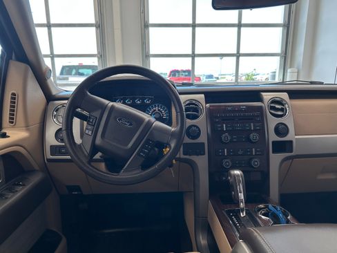 Used 2012 Ford F150 Lariat w/ Lariat Chrome Pkg AWD/4WD image 16