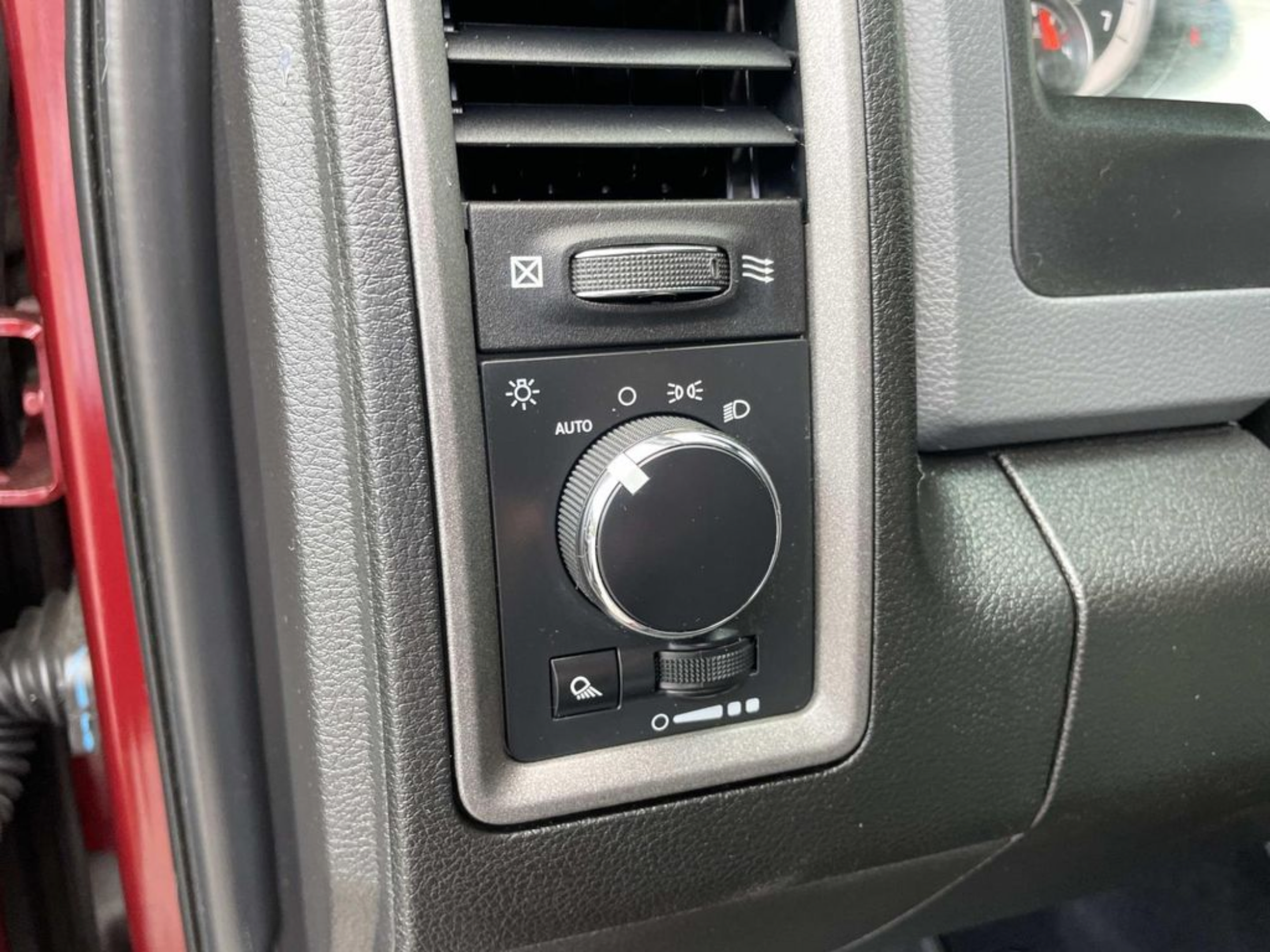 Used 2019 RAM 1500 Tradesman w/ Popular Equipment Group RWD image 26