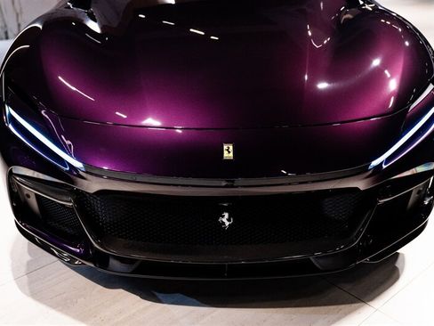 Used 2024 Ferrari Purosangue AWD/4WD image 32
