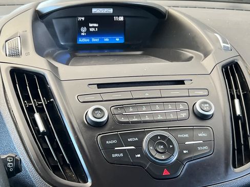 Used 2017 Ford Escape SE FWD image 20