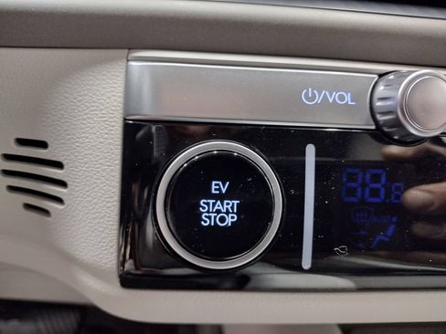 Certified 2025 Hyundai Ioniq 6 SEL image 32