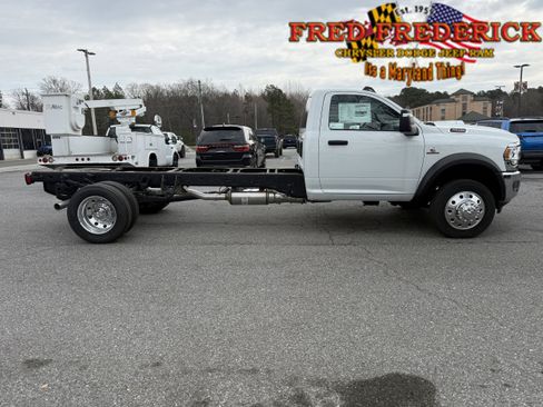 Used 2024 RAM 4500 Tradesman RWD image 8