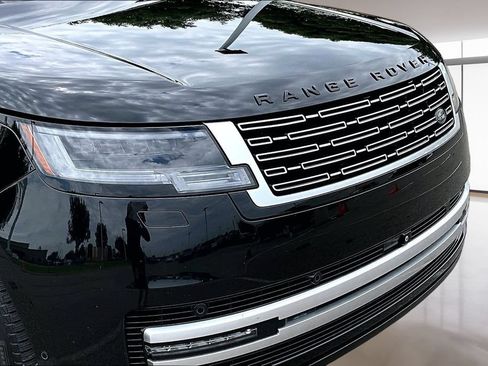 Used 2023 Land Rover Range Rover Autobiography AWD/4WD image 28