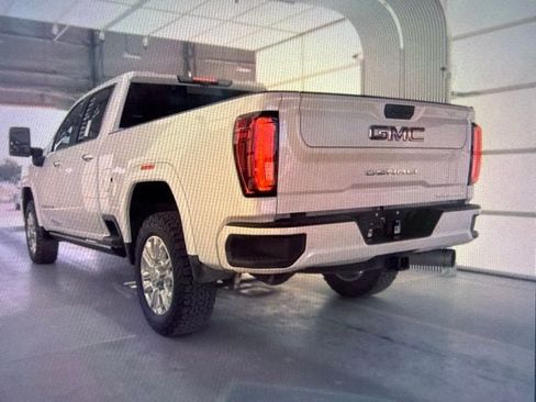 Used 2022 GMC Sierra 2500 Denali w/ Denali Ultimate Package AWD/4WD image 4